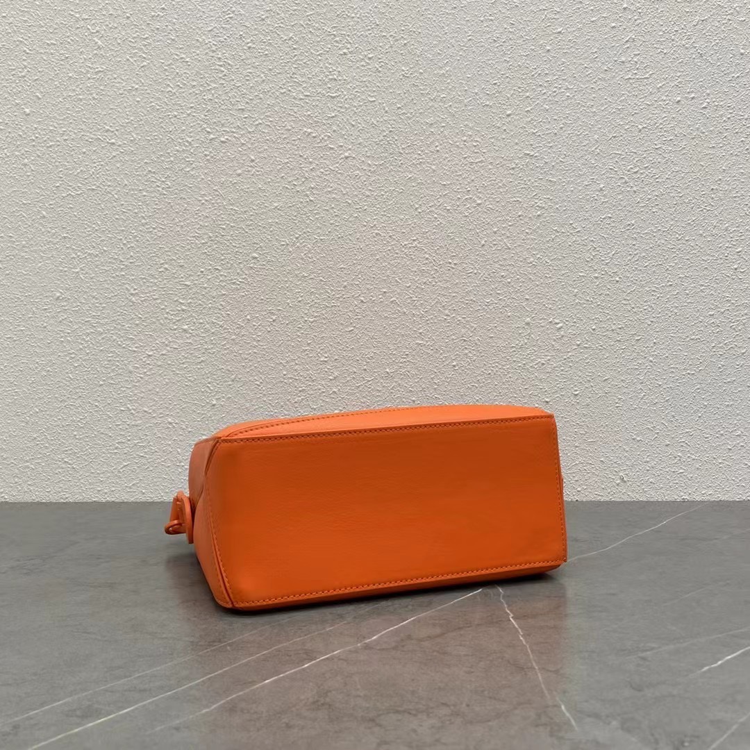 Loewe Small Puzzle Bag in Classic Calfskin Orange